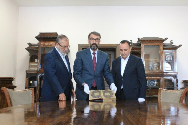 524 Yıllık El Yazması Kur’an-ı Kerim Ait Olduğu Yere Döndü