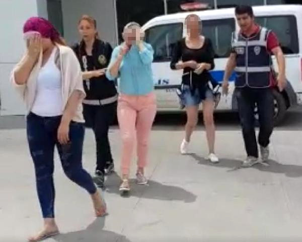 Kuşadası’nda Fuhuş Operasyonu: 5 Gözaltı