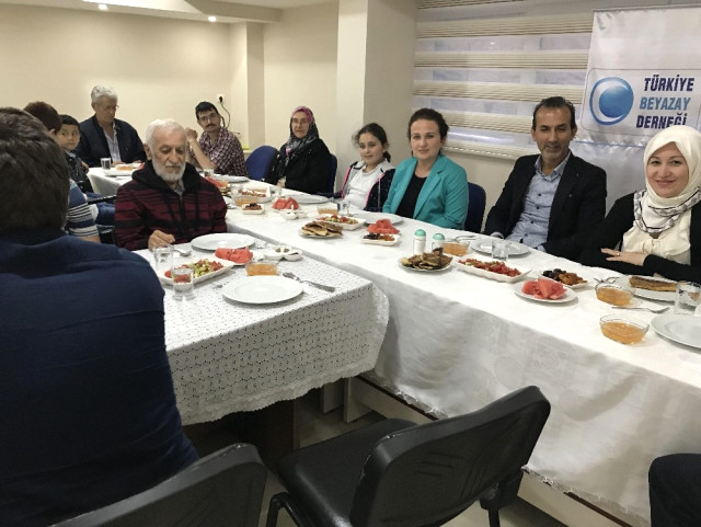 15 Temmuz Gazisi Kamçı, Beyazay Derneği’nde İftar Açıp O Geceyi Anlattı