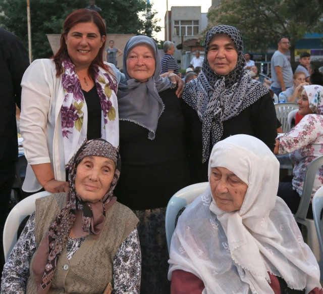 Başkan Çerçioğlu Horsunlu’da Vatandaşlarla İftar Yaptı
