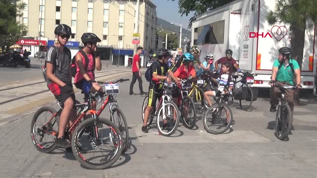 Bursa Trafikte Bisiklet Farkındalığını Artırmak İçin Pedal Çevirdiler