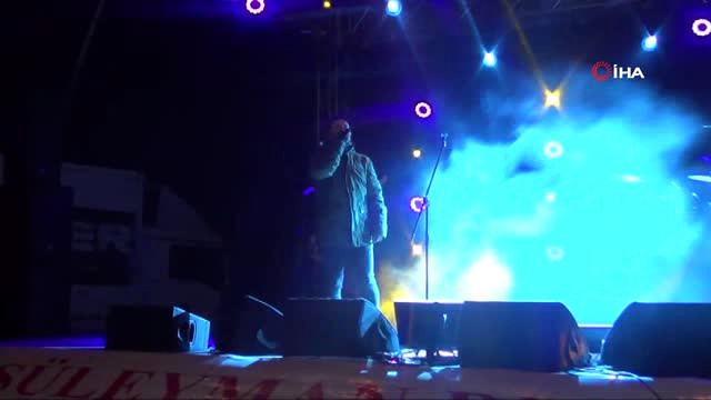 Emre Aydın’dan 3 Derecede Kabanlı Konser