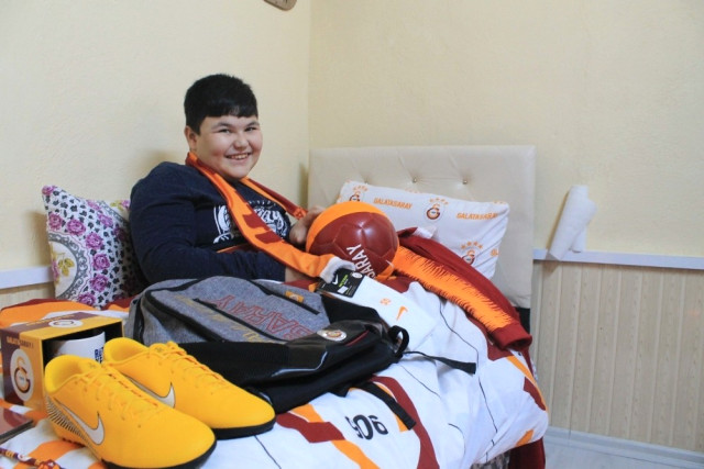 Eşin ve Ekibi Sözünü Tuttu, İsmail En Mutlu Günlerinden Birini Yaşadı