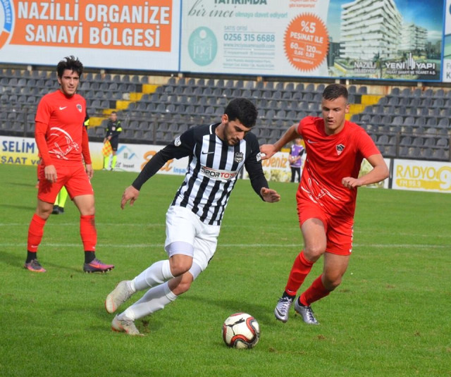 Nazilli Belediyespor İlk Yarıyı 3 Puanla Kapattı