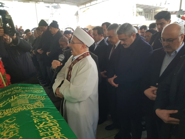 Başkan Alıcık’ın Kayınpederi Toprağa Verildi