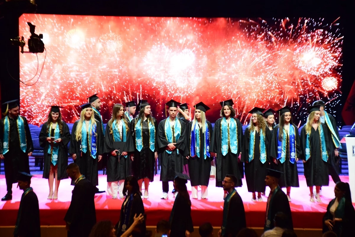 Arnavutluk’ta Türkiye Maarif Vakfı’na bağlı üniversitede mezuniyet merasimi düzenlendi