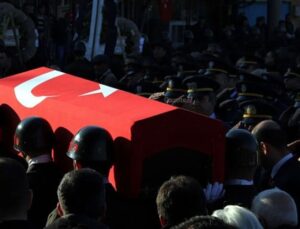 12 şehidimiz ünlü isimlerin de yüreğini yaktı: Canlarımız gitti