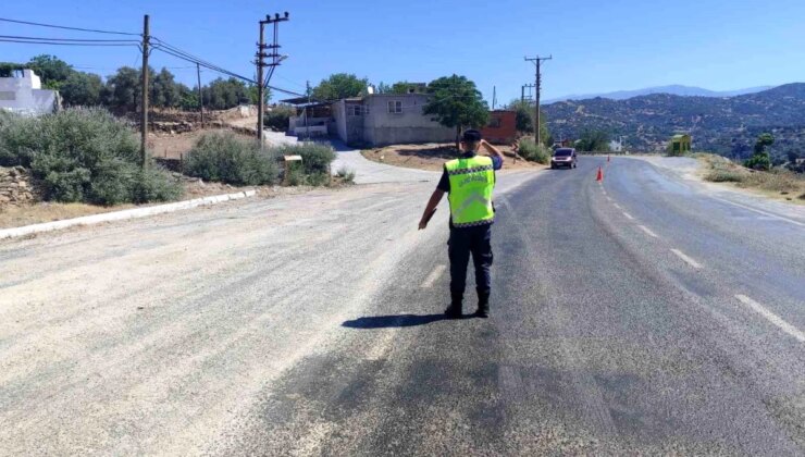 Aydın Vilayet Jandarma Komutanlığı Huzurlu Sokaklar Uygulamasıyla 2 Şahsı Yakaladı
