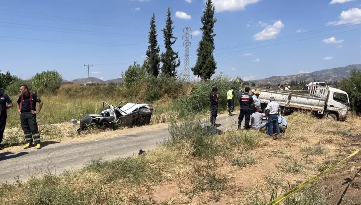 Aydın’da otomobil-kamyonet çarpışması: 1 meyyit, 6 yaralı