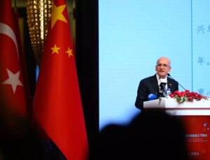Mehmet Şimşek: Türkiye-Çin Ekonomik Münasebetleri Güçleniyor