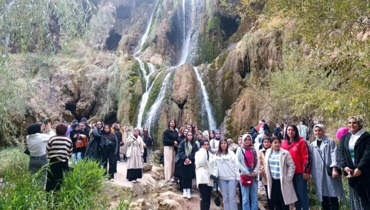 Erzincan Gençlik Merkezi’nden Yeni Öğrencilere Tarihi Kent Çeşidi