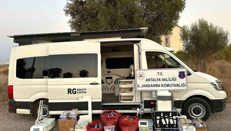 Antalya’da Uydurma Doktor Gözaltına Alındı