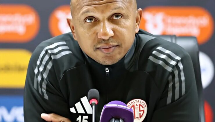 Antalyaspor’un Hezimetinin Akabinde Mehmet Aurelio Açıklamalarda Bulundu