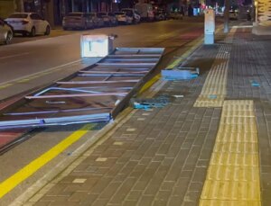 Lodos fırtınası güç anlar yaşattı