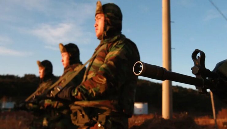 Putin’e takviye için gelen askerler dost birliğe ateş açtı: 8 meyyit