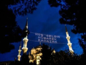 21 ŞUBAT BUGÜN İSTANBUL İFTAR VE SAHUR SAATİ: Bugün İstanbul’da oruç kaçta açılacak, sahura saat kaçta kalkılacak?