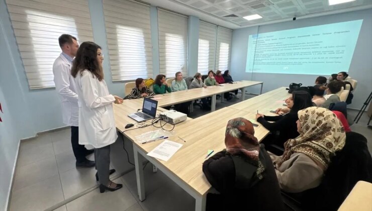 İzmir’de “Menopoz Okulu” eğitimleri başladı