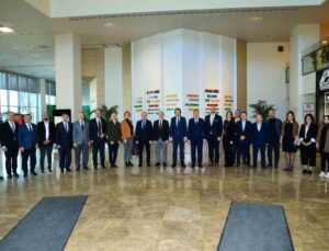 BUÜ’den OYAK Renault’a iş birliği ziyareti