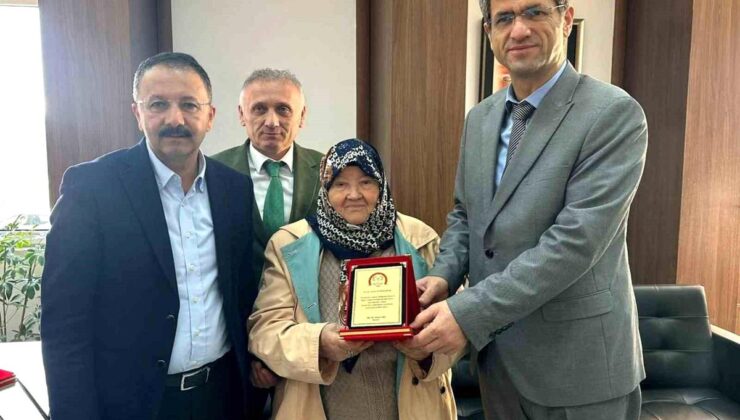 Gurbetçi anne ve oğlundan memleketine sıhhat dayanağı