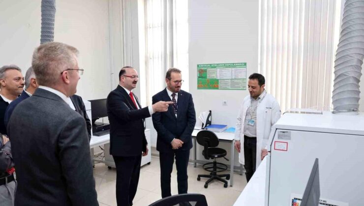 Sağlıkta stratejik iş birliği: Bakan Yardımcısı Birinci’den Atatürk Üniversitesine ziyaret