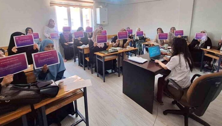 Bayburt’ta ‘Menopoz Okulu’ ile 120 Bayana Eğitim Verildi