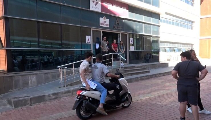 YKS’ye saniyeler kala yetişti: Güvenlik vazifelisi motosikletiyle imtihana ulaştırdı